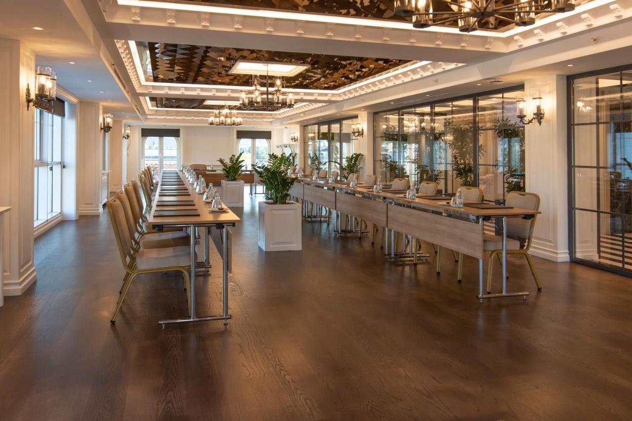 Xheko Imperial Luxury Hotel & Spa Тирана Екстер'єр фото The interior of the restaurant