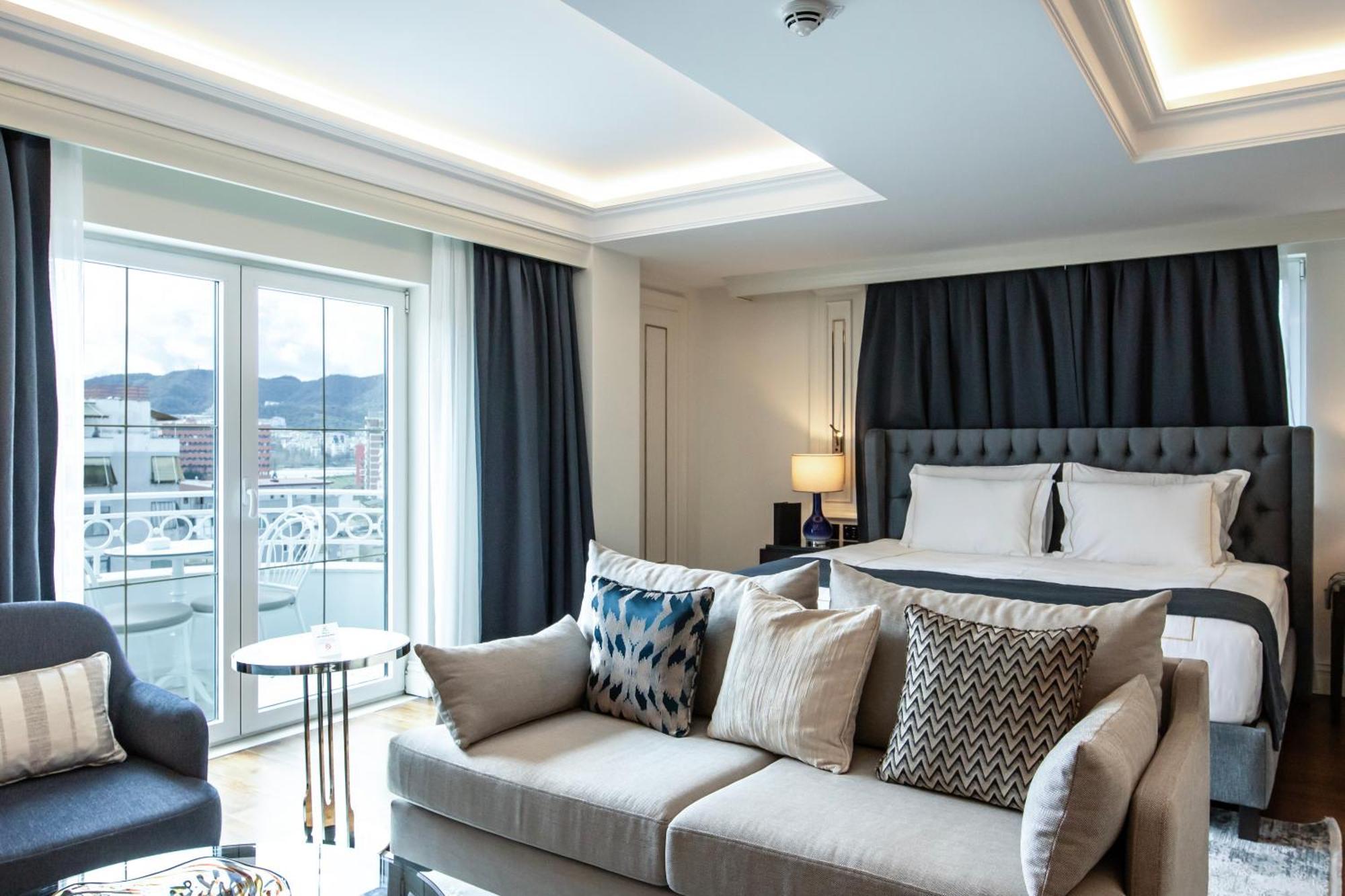 Xheko Imperial Luxury Hotel & Spa Тирана Екстер'єр фото Suite