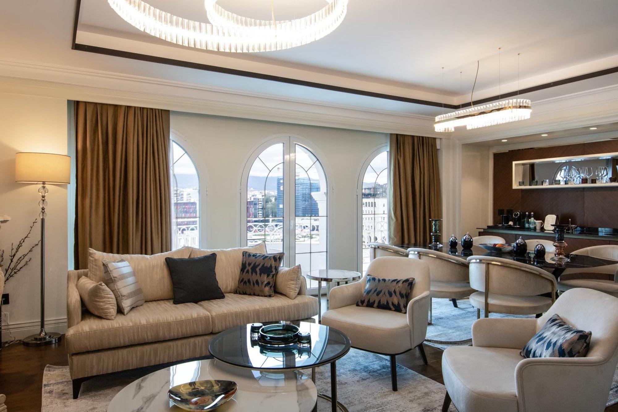 Xheko Imperial Luxury Hotel & Spa Тирана Екстер'єр фото The interior of a suite on board