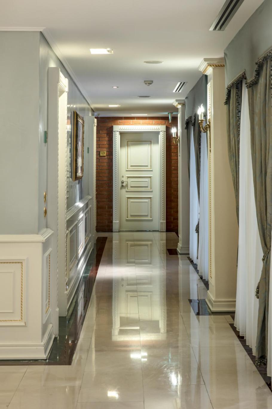 Xheko Imperial Luxury Hotel & Spa Тирана Номер фото A corridor