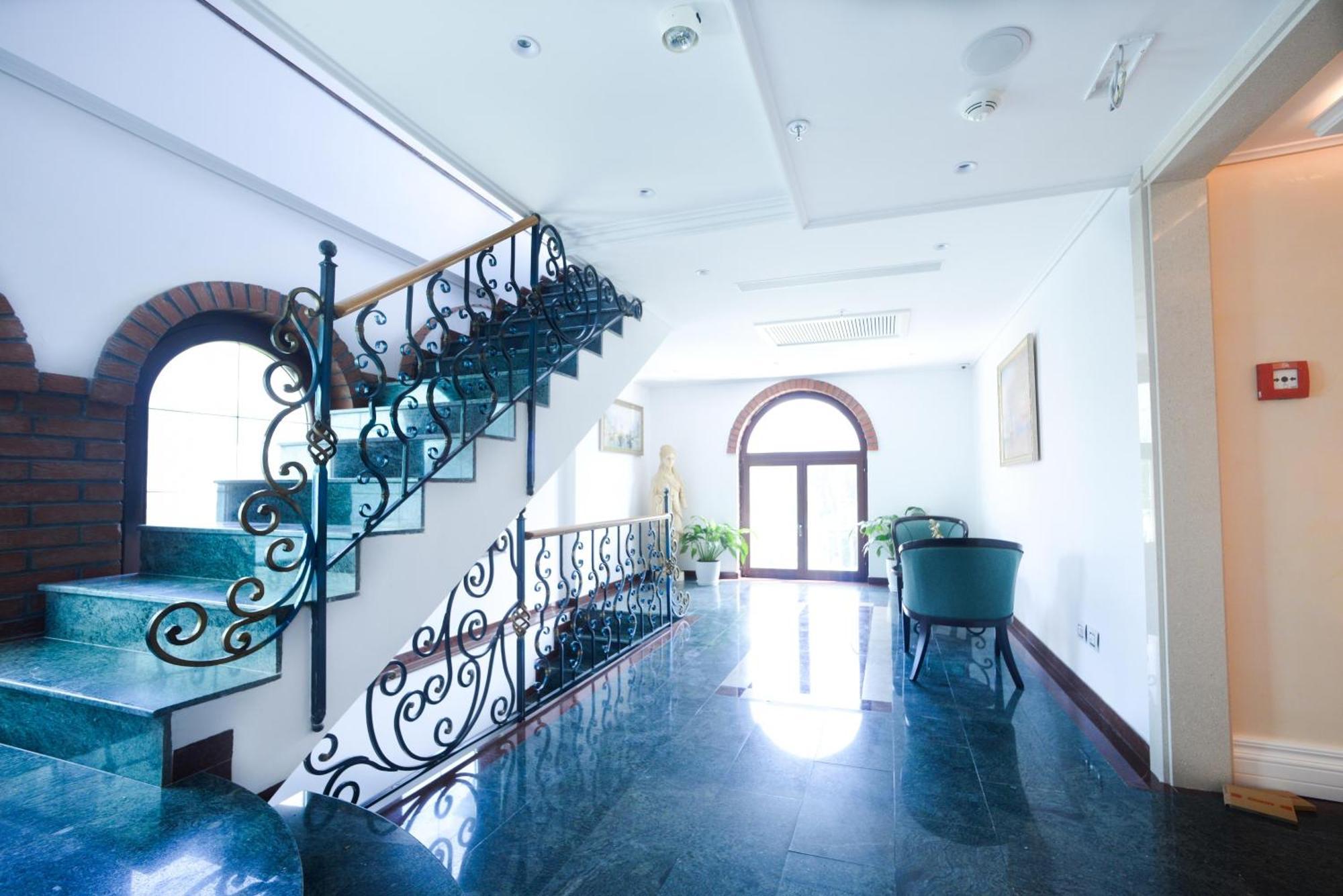 Xheko Imperial Luxury Hotel & Spa Тирана Екстер'єр фото